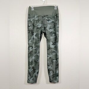 GAP Fit Legging Camouflage Sculpt Revolution 7/8 Length Work Out Gym Women M